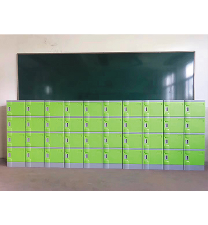 Schoolbag cabinet